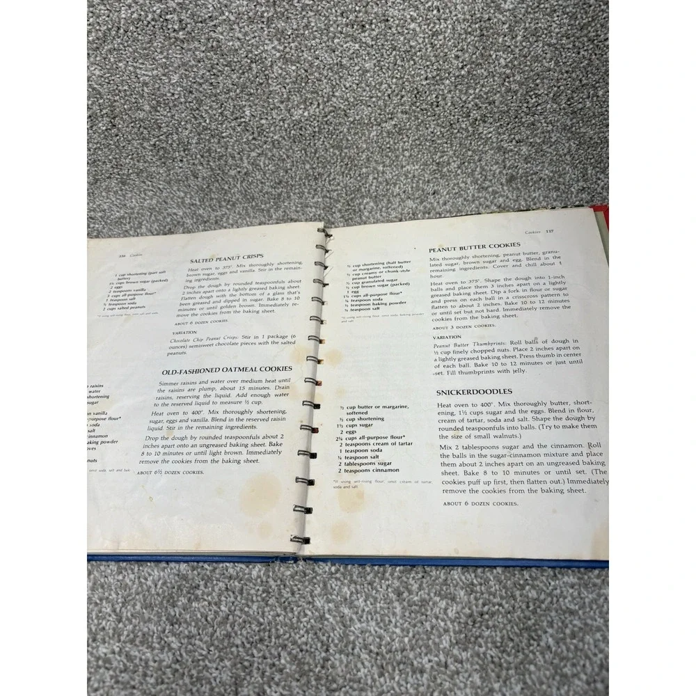 Vintage‎ 1972 Betty Crocker's All-Time Favorites Spiral HC Golden 2nd printing